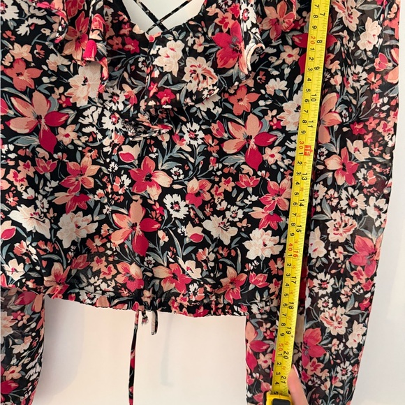 Floral Lace-Up Back V-Neck Women’s Top - Pink Multicolor - Picture 8 of 8